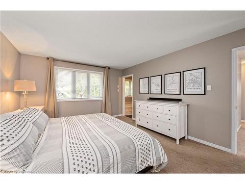 67 Robinson Lane, London, ON - Indoor Photo Showing Bedroom