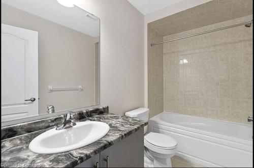 765 Linden Drive, Cambridge, ON - Indoor Photo Showing Bathroom