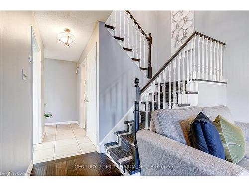 15 Rosebud Avenue, Brampton, ON - Indoor Photo Showing Other Room