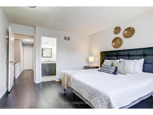 15 Rosebud Avenue, Brampton, ON - Indoor Photo Showing Bedroom