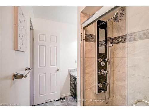 15 Rosebud Avenue, Brampton, ON - Indoor Photo Showing Bathroom