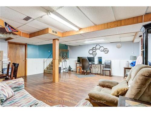 15 Rosebud Avenue, Brampton, ON - Indoor Photo Showing Other Room