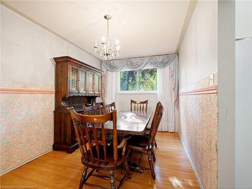 3462 Bannerhill Avenue, Mississauga, ON - Indoor Photo Showing Dining Room