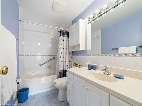 3462 Bannerhill Avenue, Mississauga, ON - Indoor Photo Showing Bathroom