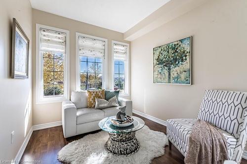 26 Clearfield Drive, Brampton, ON - Indoor Photo Showing Living Room