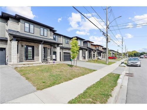 6733 Cropp Street Street, Niagara Falls, ON - Outdoor With Facade