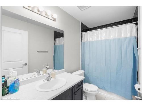 6733 Cropp Street Street, Niagara Falls, ON - Indoor Photo Showing Bathroom