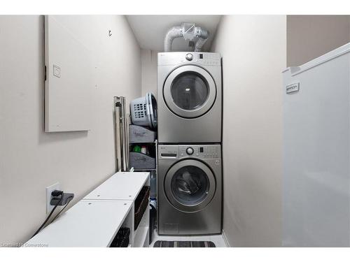 911-5 Rowntree Road, Toronto, ON - Indoor Photo Showing Laundry Room