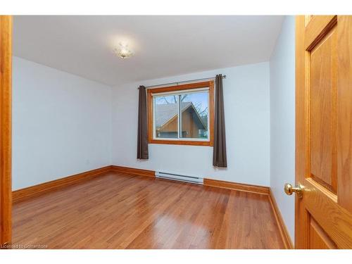 338 Walnut Street, Collingwood, ON - Indoor Photo Showing Other Room