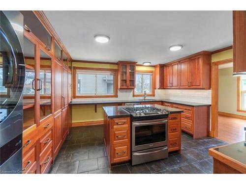 338 Walnut Street, Collingwood, ON - Indoor Photo Showing Kitchen