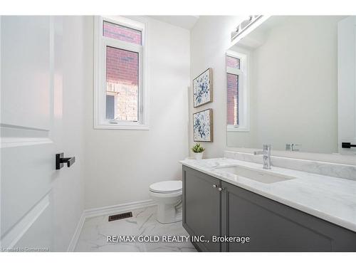 27 Lippa Drive, Caledon, ON - Indoor Photo Showing Bathroom