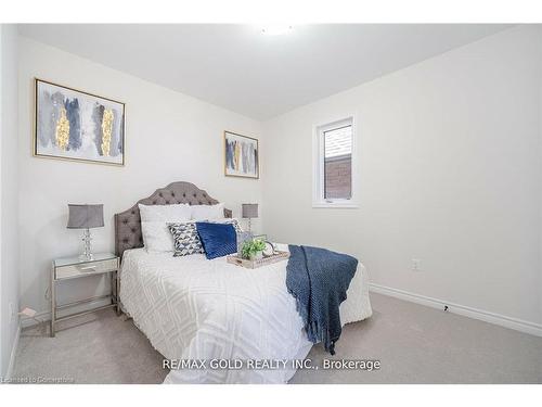 27 Lippa Drive, Caledon, ON - Indoor Photo Showing Bedroom