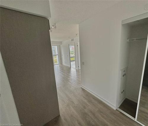 1611-219 Dundas Street East, Toronto, ON - Indoor Photo Showing Other Room