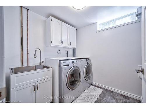 131 Poplar Drive, Cambridge, ON - Indoor Photo Showing Laundry Room