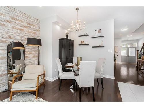 3038 Hibiscus Gardens, Oakville, ON - Indoor Photo Showing Dining Room