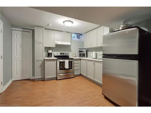 3087 Orleans Road, Mississauga, ON - Indoor Photo Showing Kitchen