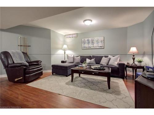 3087 Orleans Road, Mississauga, ON - Indoor Photo Showing Living Room