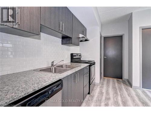 G304-275 Larch Street, Waterloo, ON - Indoor Photo Showing Kitchen With Double Sink With Upgraded Kitchen