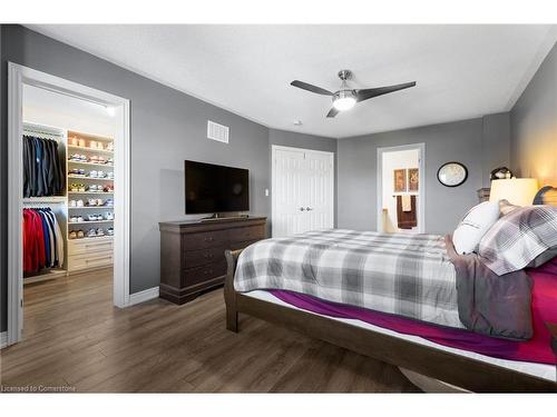 22 Abigail Crescent, Caledon, ON - Indoor Photo Showing Bedroom