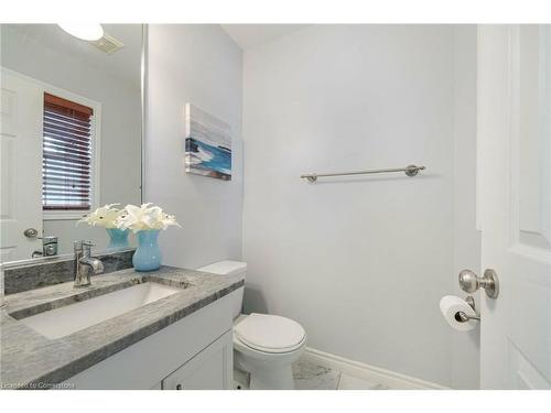 43 Sinclair Street, Guelph, ON - Indoor Photo Showing Bathroom