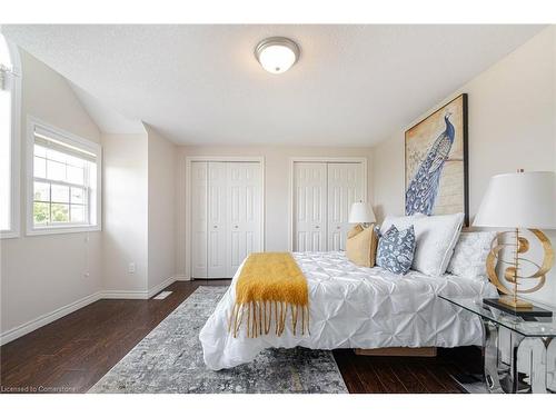 43 Sinclair Street, Guelph, ON - Indoor Photo Showing Bedroom