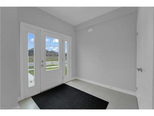 2 Bromley Drive, St. Catharines, ON - Indoor Photo Showing Other Room