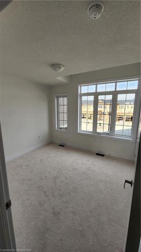 18 Stately Drive, Wasaga Beach, ON - Indoor Photo Showing Other Room