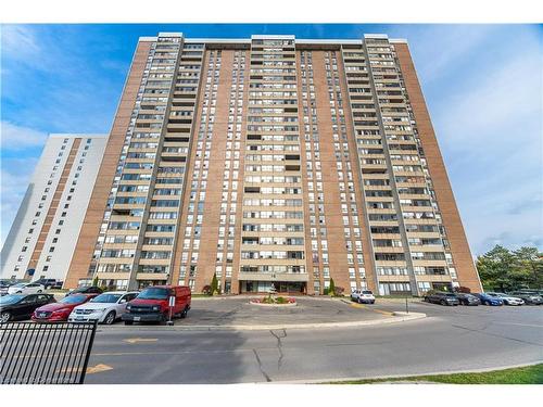 1704-18 Knightsbridge Road, Brampton, ON - Outdoor With Balcony With Facade