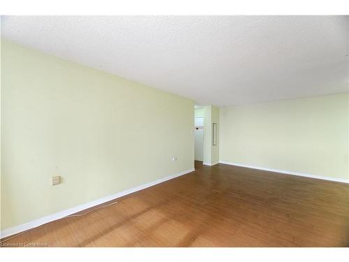 1704-18 Knightsbridge Road, Brampton, ON - Indoor Photo Showing Other Room