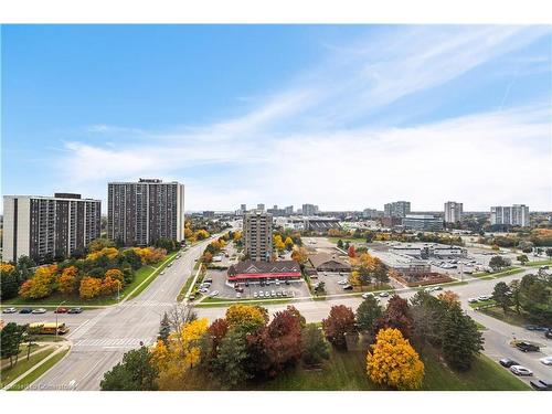 1704-18 Knightsbridge Road, Brampton, ON - Outdoor With View