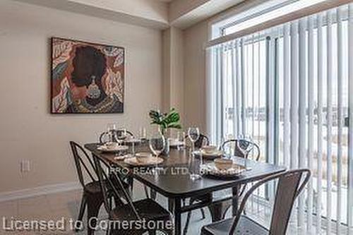 82 Hawick Crescent, Haldimand, ON - Indoor Photo Showing Dining Room