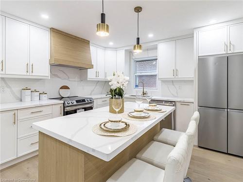 47 Alderney Avenue, Hamilton, ON - Indoor Photo Showing Kitchen With Upgraded Kitchen