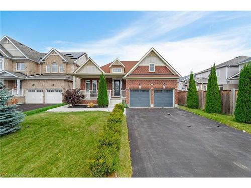 82 Latimer Avenue Avenue, Angus, ON - Outdoor With Facade