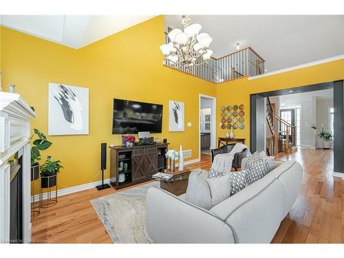 82 Latimer Avenue Avenue, Angus, ON - Indoor Photo Showing Other Room