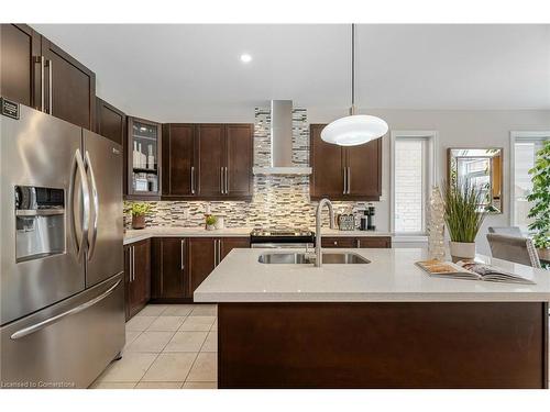 82 Latimer Avenue Avenue, Angus, ON - Indoor Photo Showing Kitchen With Double Sink With Upgraded Kitchen