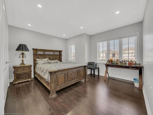 54 Maple Trail Road, Caledon, ON - Indoor Photo Showing Bedroom