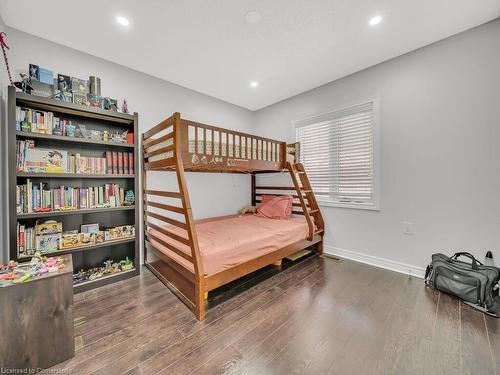 54 Maple Trail Road, Caledon, ON - Indoor Photo Showing Bedroom