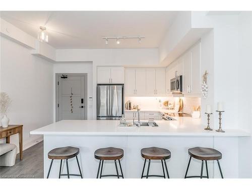 212-1 Hume Street, Collingwood, ON - Indoor Photo Showing Kitchen With Upgraded Kitchen