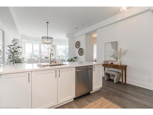 212-1 Hume Street, Collingwood, ON - Indoor Photo Showing Kitchen