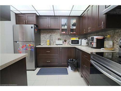 1509-115 Hillcrest Avenue, Mississauga, ON - Indoor Photo Showing Kitchen