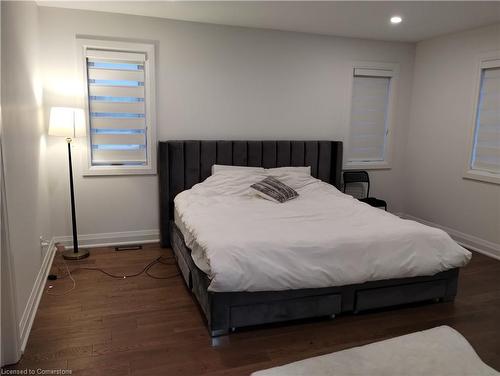 319 Cook Street, Meaford Municipality, ON - Indoor Photo Showing Bedroom