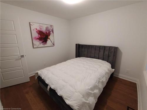 319 Cook Street, Meaford Municipality, ON - Indoor Photo Showing Bedroom