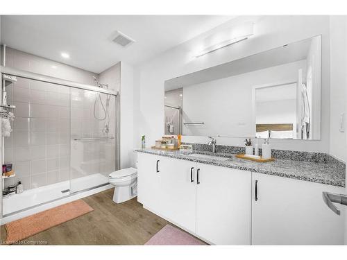 10-350 River Road, Cambridge, ON - Indoor Photo Showing Bathroom