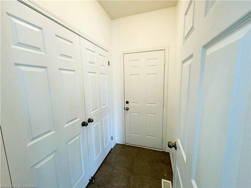 7646 Goldenrod Trail, Niagara Falls, ON - Indoor Photo Showing Other Room