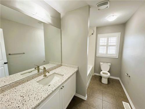 7646 Goldenrod Trail, Niagara Falls, ON - Indoor Photo Showing Bathroom