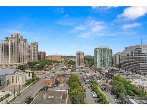 1605-30 Canterbury Place, Toronto, ON - Outdoor With View