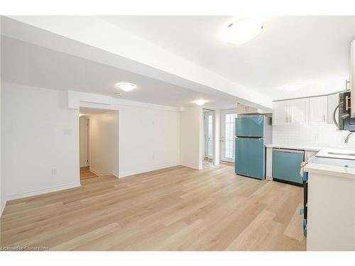 163 Bruce Street, Brantford, ON - Indoor Photo Showing Kitchen