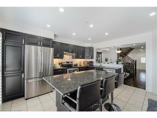 36-1000 Asleton Boulevard, Milton, ON - Indoor Photo Showing Kitchen With Upgraded Kitchen