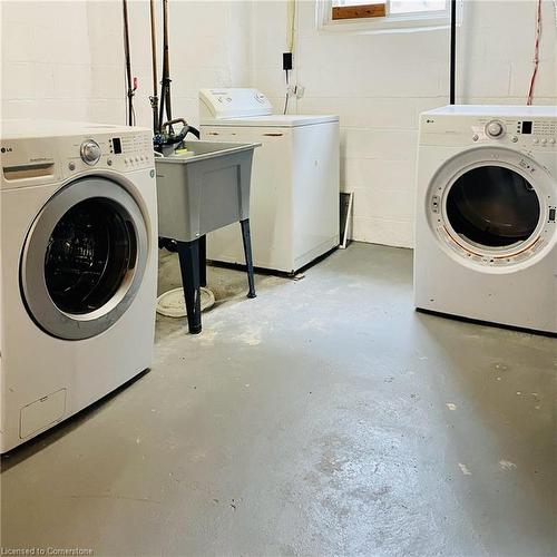 115 Brucedale Avenue E, Hamilton, ON - Indoor Photo Showing Laundry Room