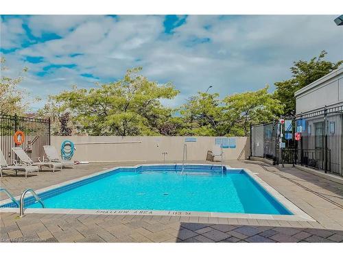 1002-220 Forum Drive, Mississauga, ON - Outdoor With In Ground Pool